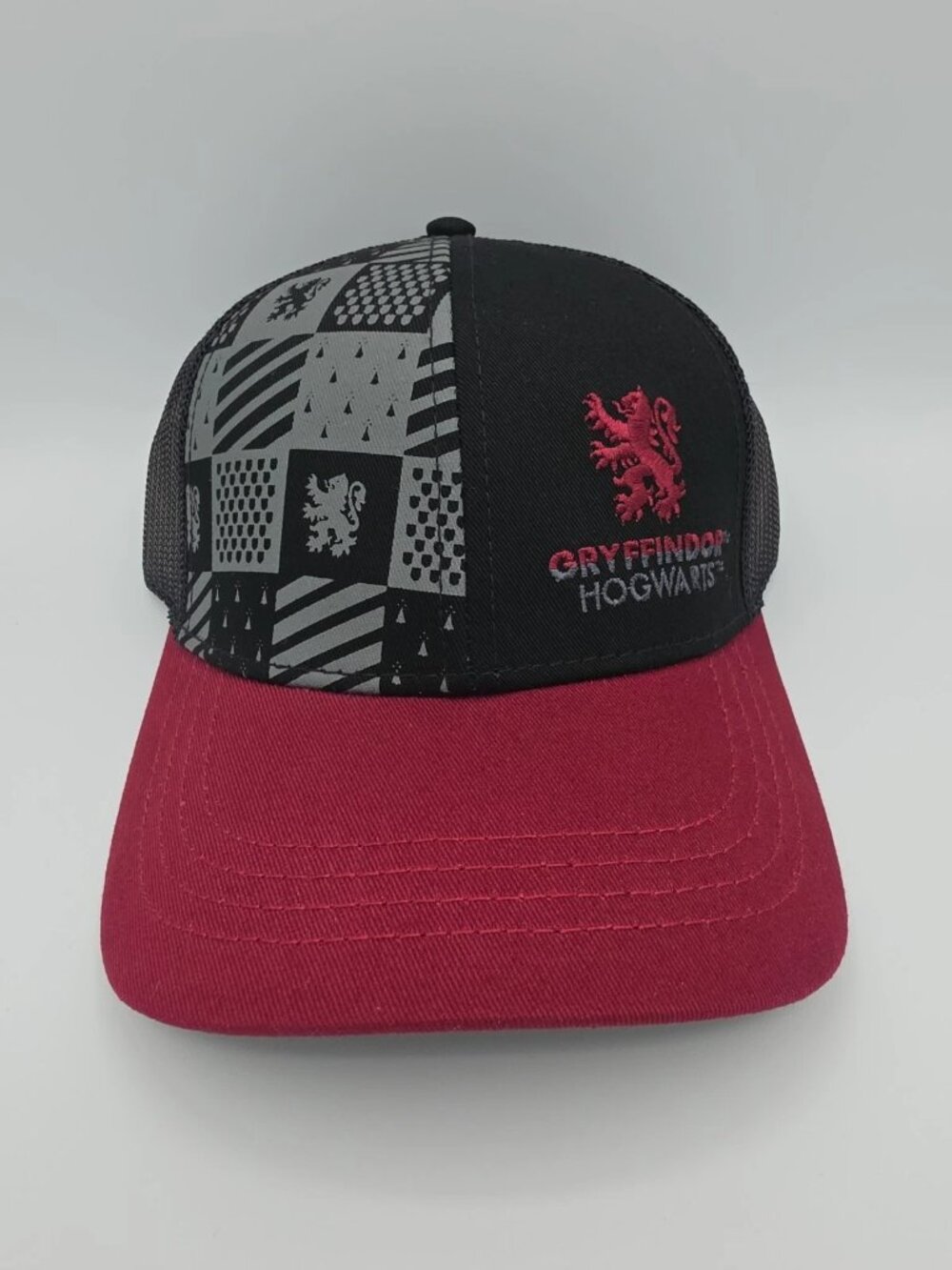 The Wizarding World Of Harry Potter Gryffindor Hogwarts Unisex Baseball Cap Hat